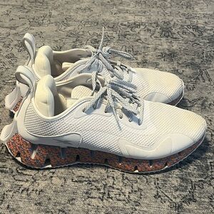 Reebok Zig Dynamica Women’s athletic shoes